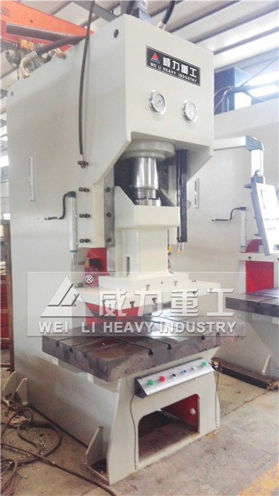 液壓沖床定位精度與環(huán)境溫度及坐標(biāo)軸有關(guān)系2