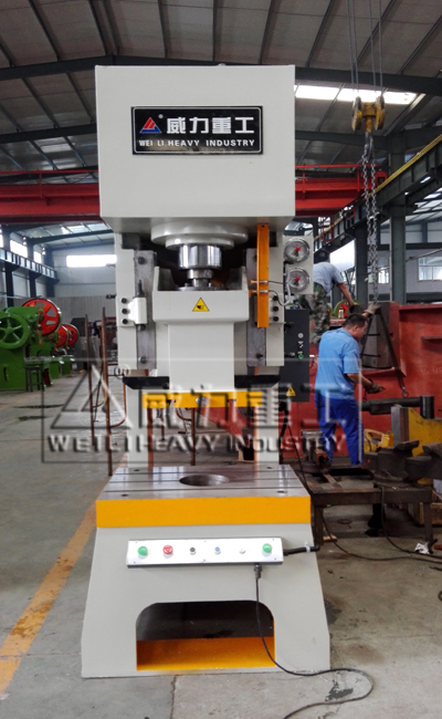 100噸液壓沖床生產(chǎn)廠家山東威力重工